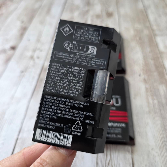 Men's Emporio Armani Stronger With You samples 1.2 ml Black/Red - Picture 2 of 2